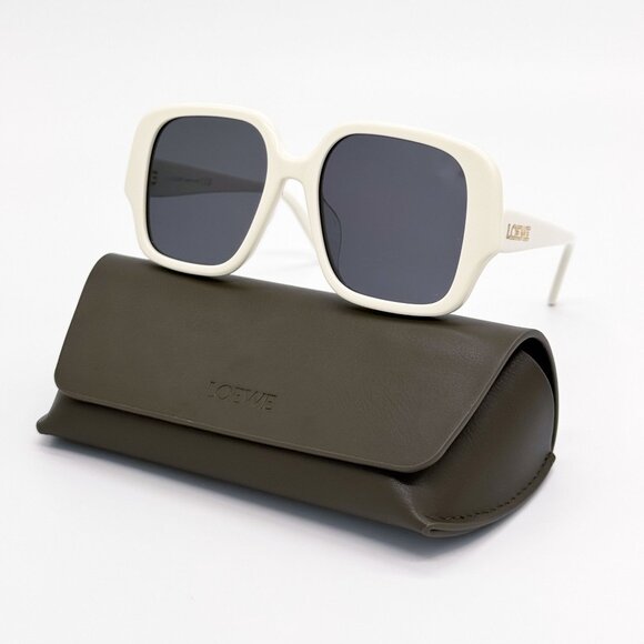 NEW LW40134U 25A, LOEWE SUNGLASSES SQUARE OVERSIZED WHITE LOEWE EYEWEAR